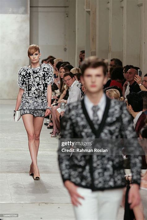 chanel cruise 2013 14 collection|Chanel cruise show 2024.